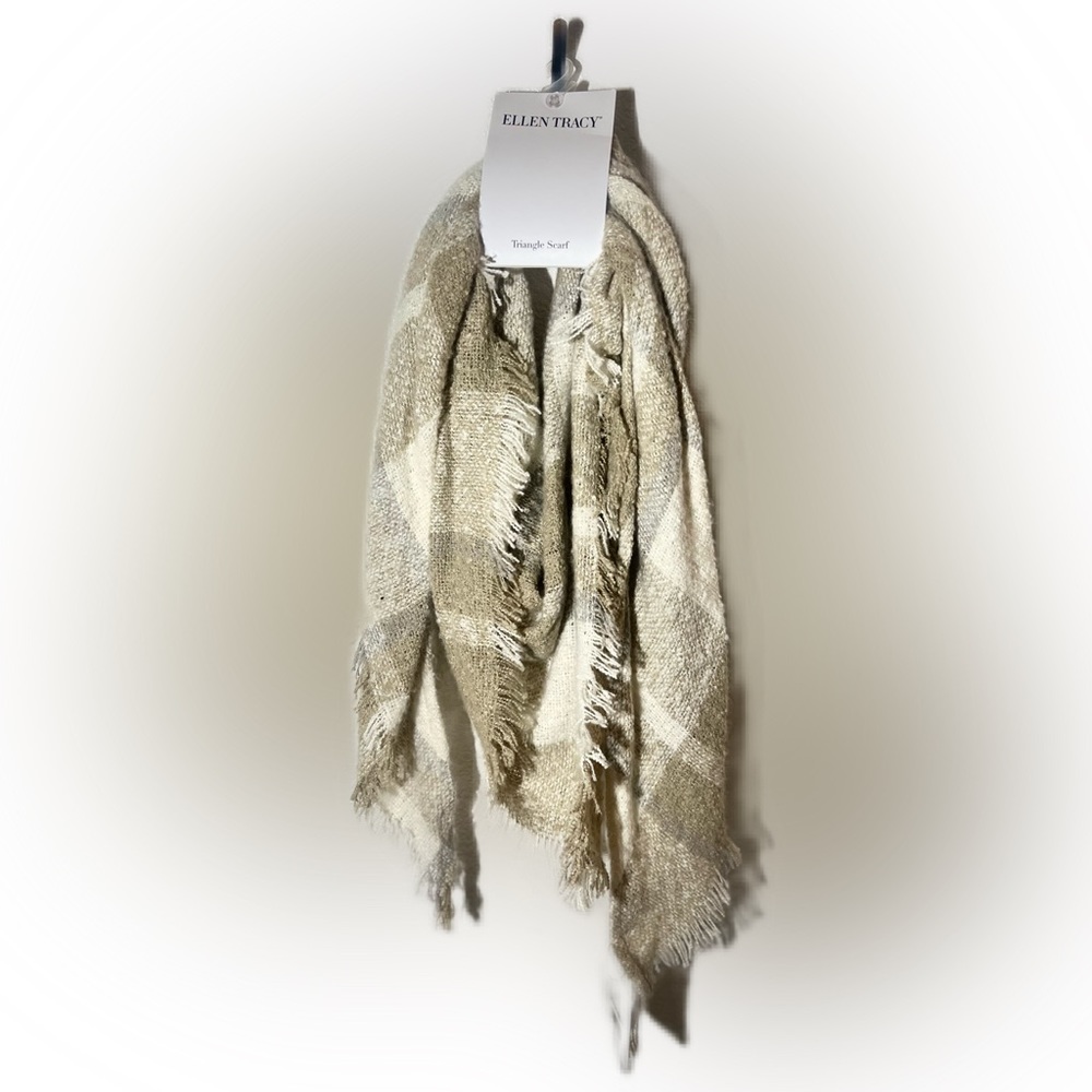 NWT Ellen Tracy Plaid & Fringe Triangle Scarf